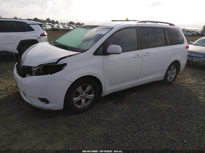 Vin: 5tdkk3dc7bs115204, lot: 46624415, toyota sienna le v6 20112