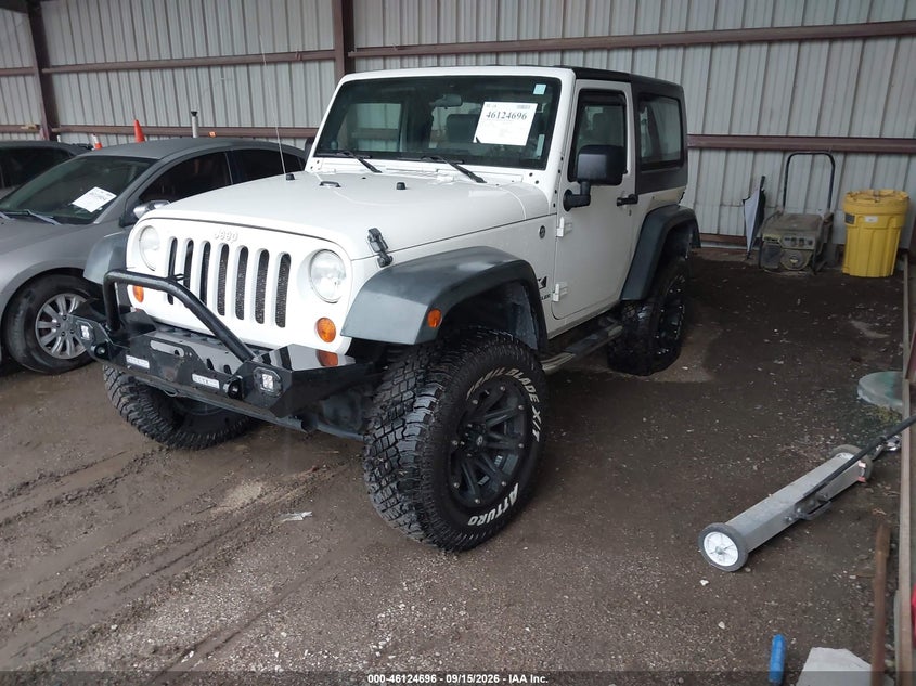 2008 Jeep Wrangler X, Левый зад, IAAI, VIN 1J4FA241X8L541860 — фото 2