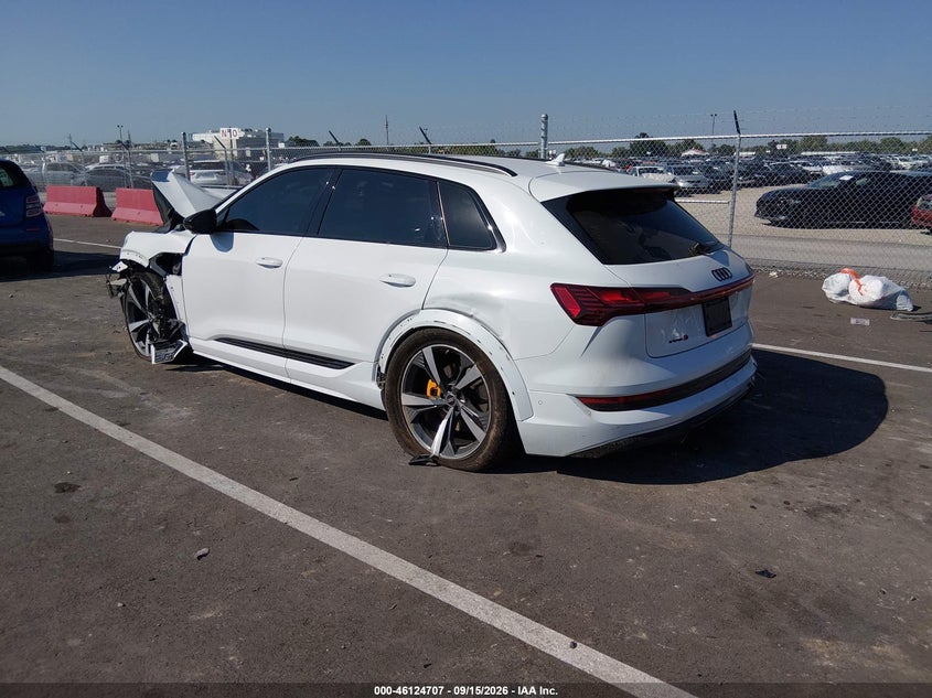 Vin: wa1acbgexnb039273, lot: 46624427, audi e-tron s premium plus quattro 20223