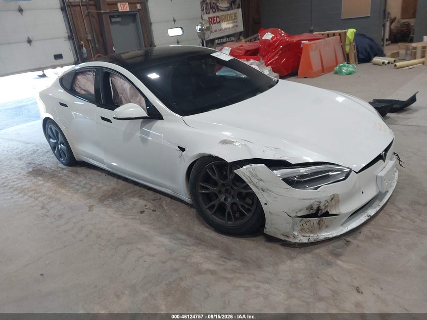 Vin: 5yjsa1e69mf453050, lot: 46624477, tesla model s plaid tri motor all-wheel drive 2021 img_1