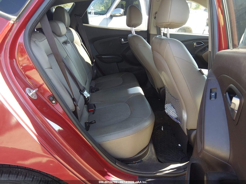 2014 HYUNDAI TUCSON auction photo 8