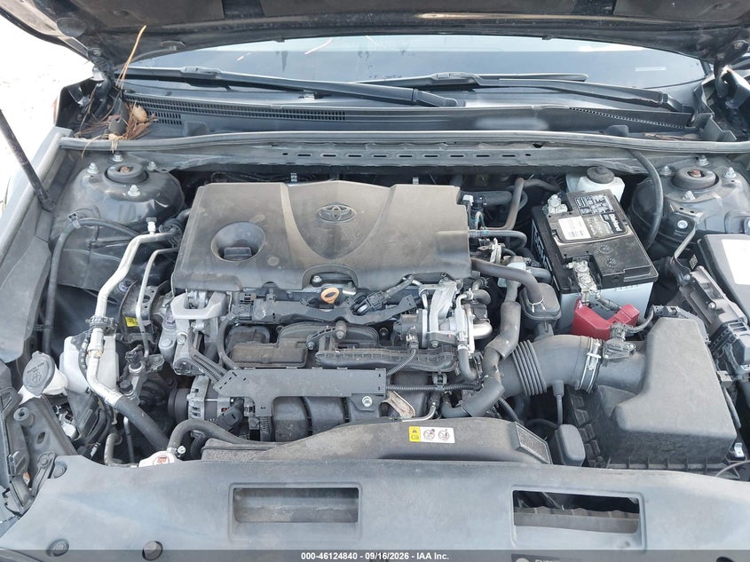 TOYOTA CAMRY - zdjęcie 10