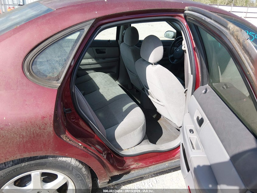 2007 FORD TAURUS auction photo 8