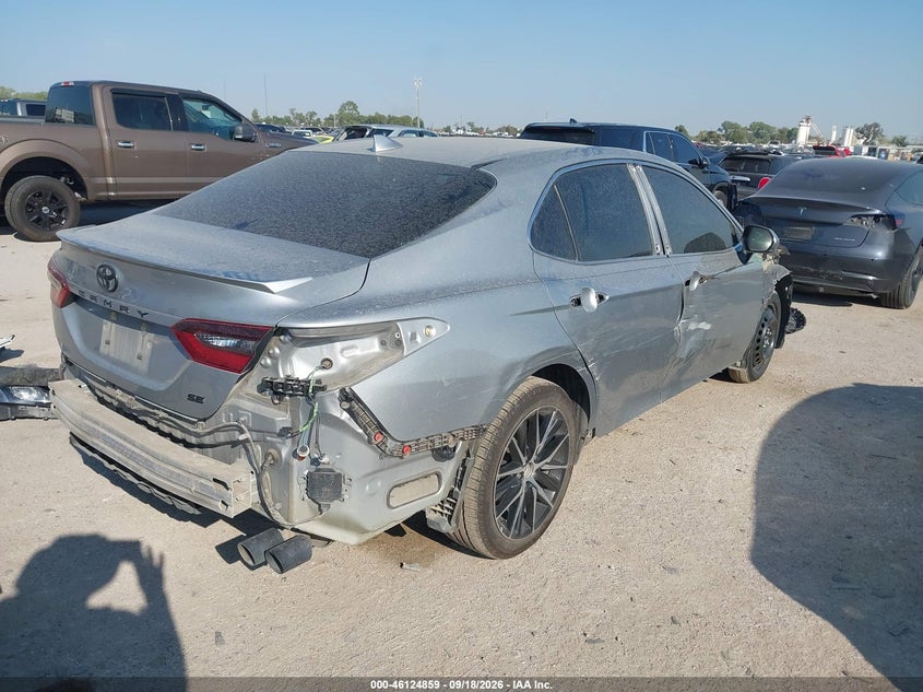 Vin: 4t1t11ak1pu092508, lot: 46624579, toyota camry se 20234