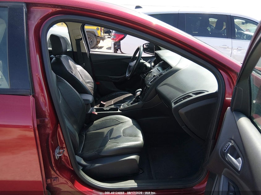 2016 FORD FOCUS auction photo 5