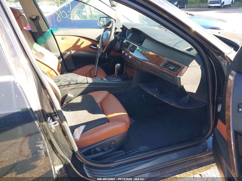 BMW 530XI 2007 VIN WBANF73517CY17746