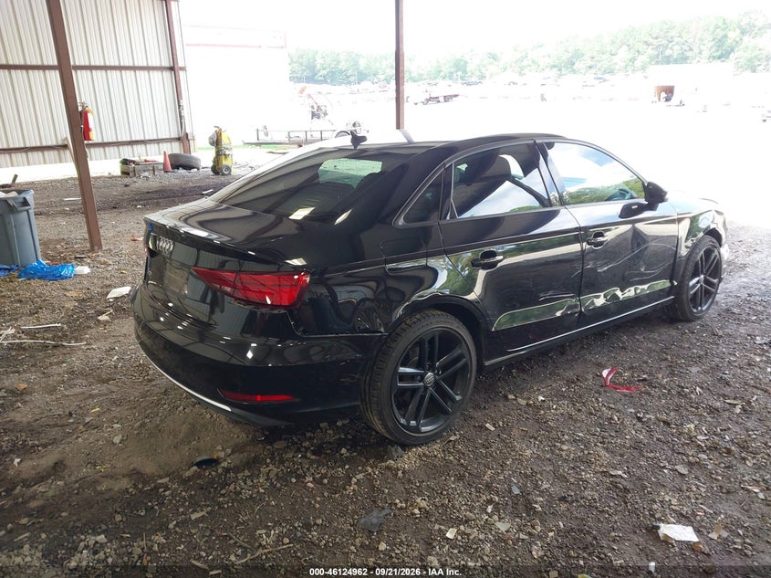 Vin: wauaugff7j1015729, lot: 46624682, audi a3 2.0t premium/2.0t tech premium 20184
