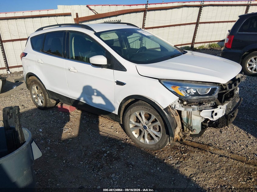 Vin: 1fmcu0hd3kuc33063, lot: 46624683, ford escape sel 2019 img_1