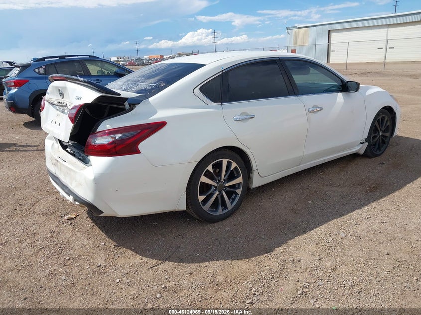 Vin: 1n4al3ap0hn360608, lot: 46624689, nissan altima 2.5 sr 20174