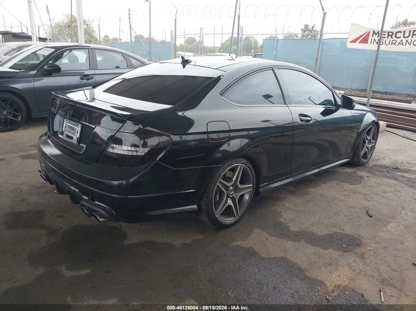 Vin: wddgj7hb4eg262425, lot: 46624724, mercedes-benz c 63 amg 20144