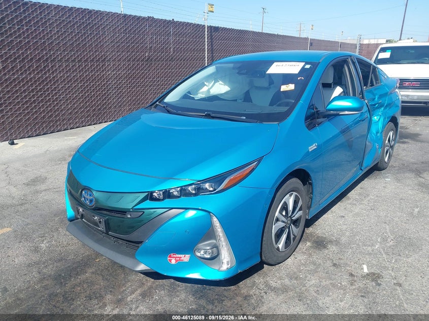 2017 Toyota Prius, Оба бока, IAAI, VIN JTDKARFP6H3050605 — фото 2