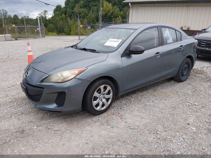 Vin: jm1bl1tg1d1740879, lot: 46624812, mazda mazda3 i sv 20132