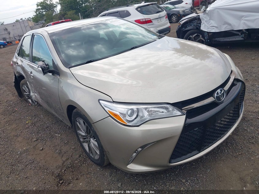 TOYOTA CAMRY - zdjęcie 1