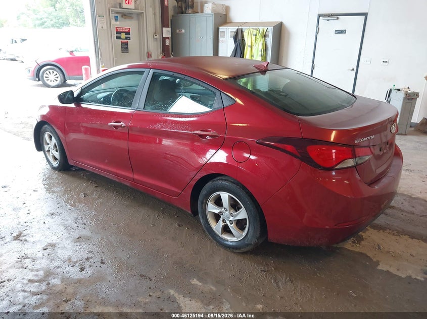 2015 HYUNDAI ELANTRA auction photo 3