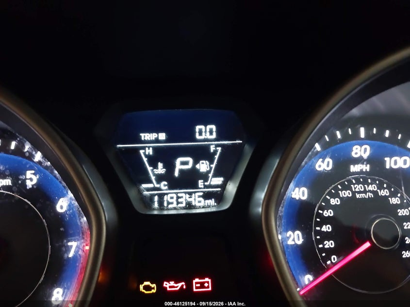 2015 HYUNDAI ELANTRA auction photo 7