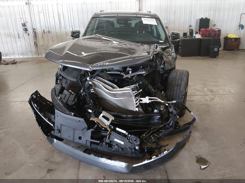 2022 JEEP GRAND CHEROKEE 4XE LIMITED 4X4 · Фото 13