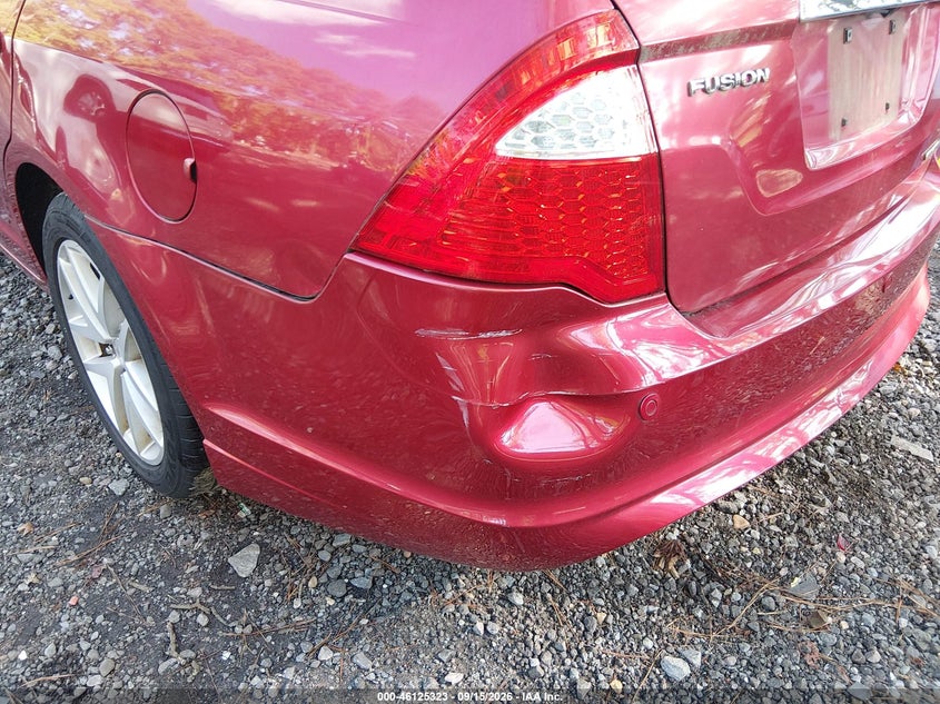 2011 FORD FUSION auction photo 6