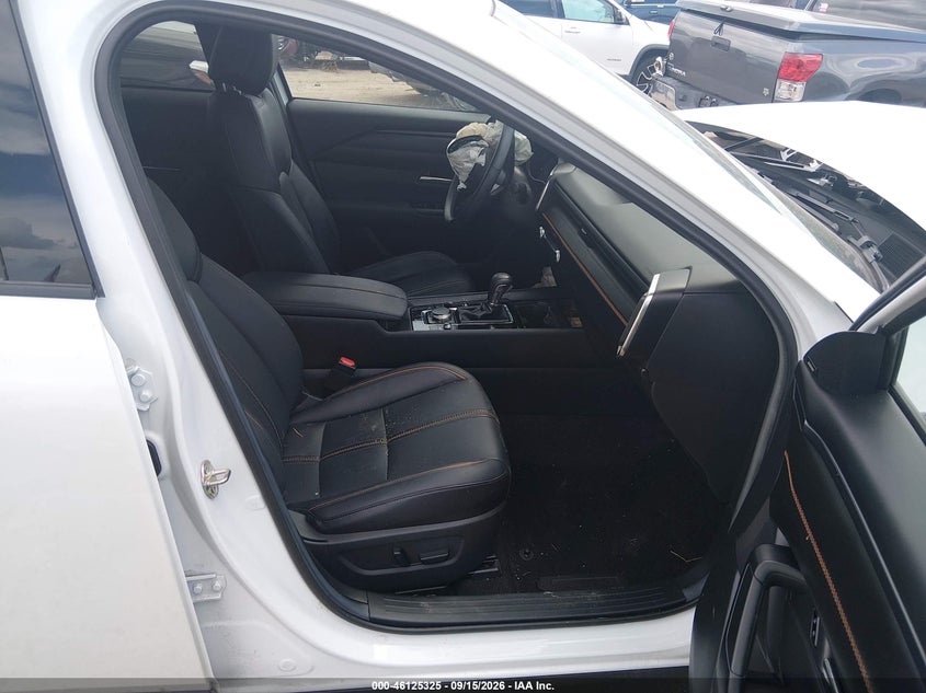 MAZDA CX-50 - zdjęcie 5