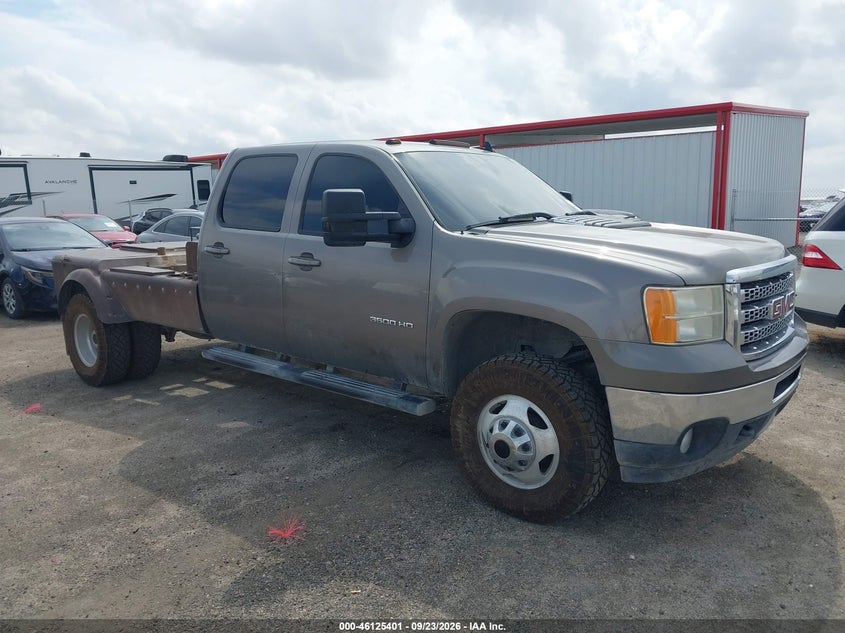 2013 GMC SIERRA 3500HD SLT