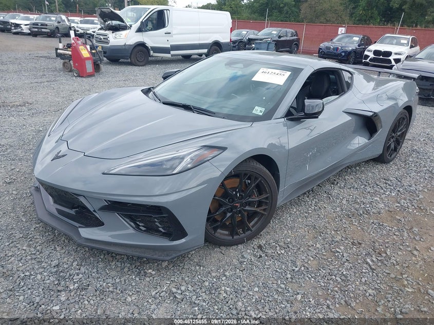 2025 CHEVROLET CORVETTE STINGRAY RWD 2LT · Фото 2