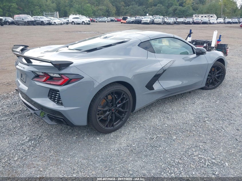 2025 CHEVROLET CORVETTE STINGRAY RWD 2LT · Фото 4