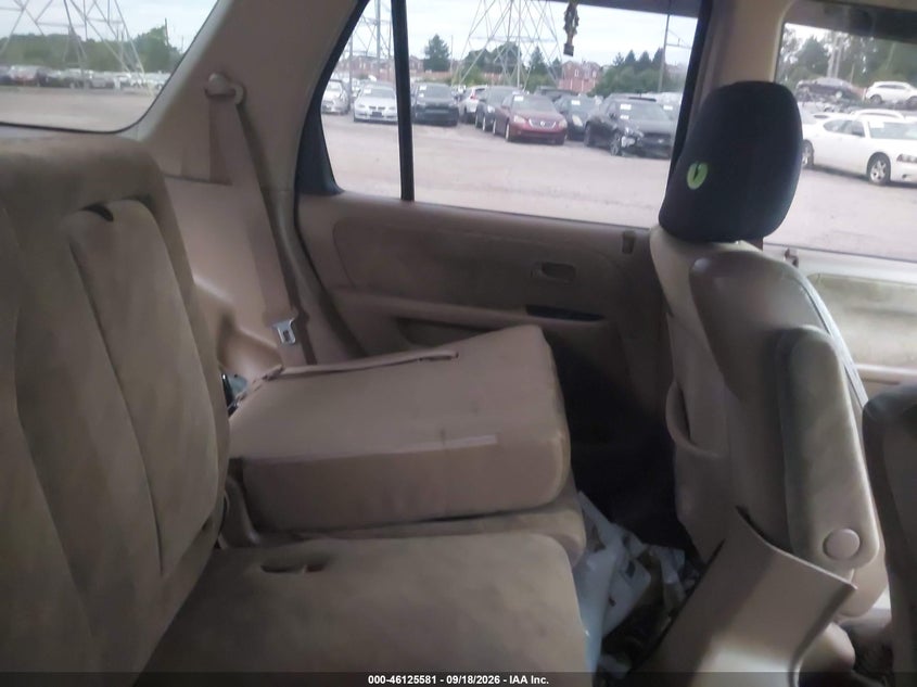 2004 HONDA CR-V auction photo 8