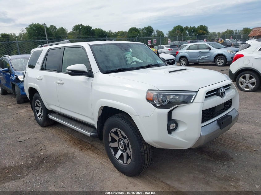 Vin: jteru5jr7n6059214, lot: 46625323, toyota 4runner trd off road premium 2022 img_1