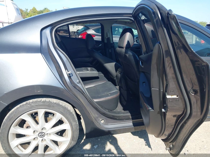 MAZDA MAZDA3 - zdjęcie 8