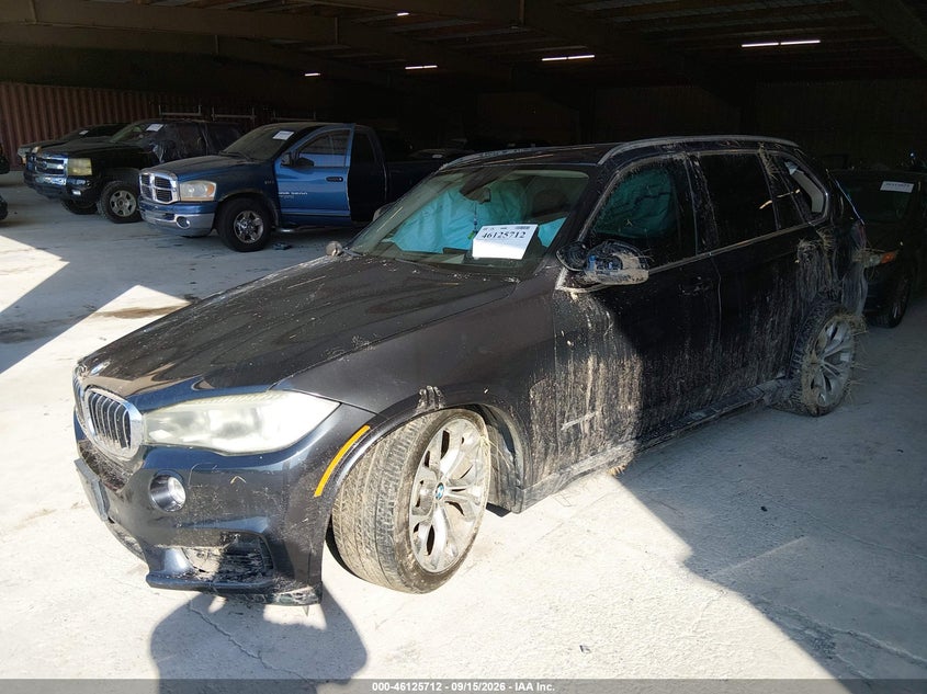 2015 BMW X5, Rollover, IAAI, VIN 5UXKS4C58F0N10394 — photo 2