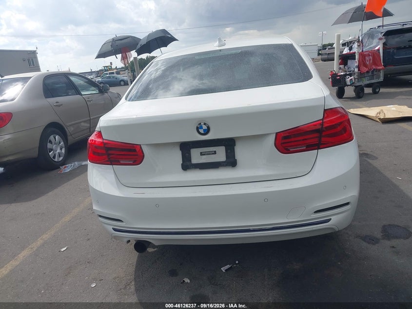 BMW 330E - zdjęcie 17