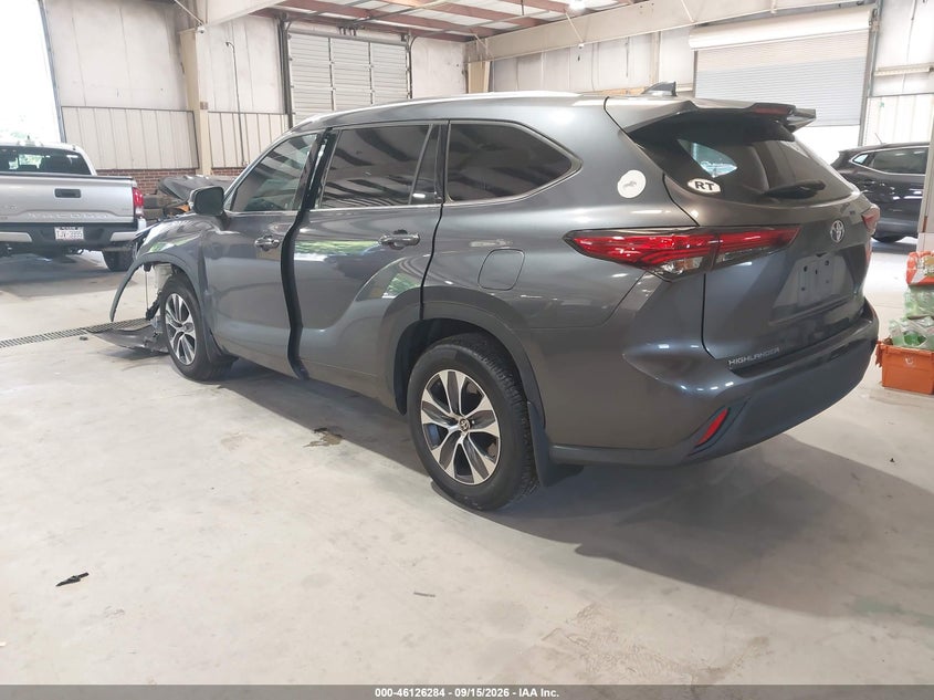 TOYOTA HIGHLANDER - zdjęcie 3