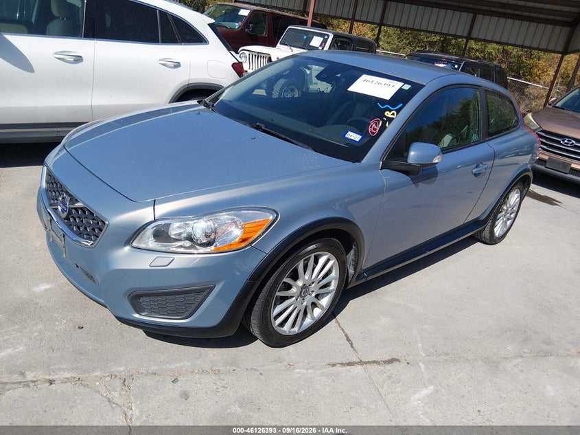 VOLVO C30 2012 VIN YV1672MK9C2277827