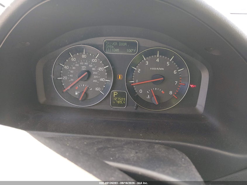 VOLVO C30 2012 VIN YV1672MK9C2277827