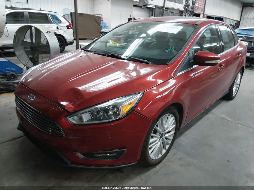 Vin: 1fadp3j25jl281006, lot: 46626282, ford focus titanium 20182