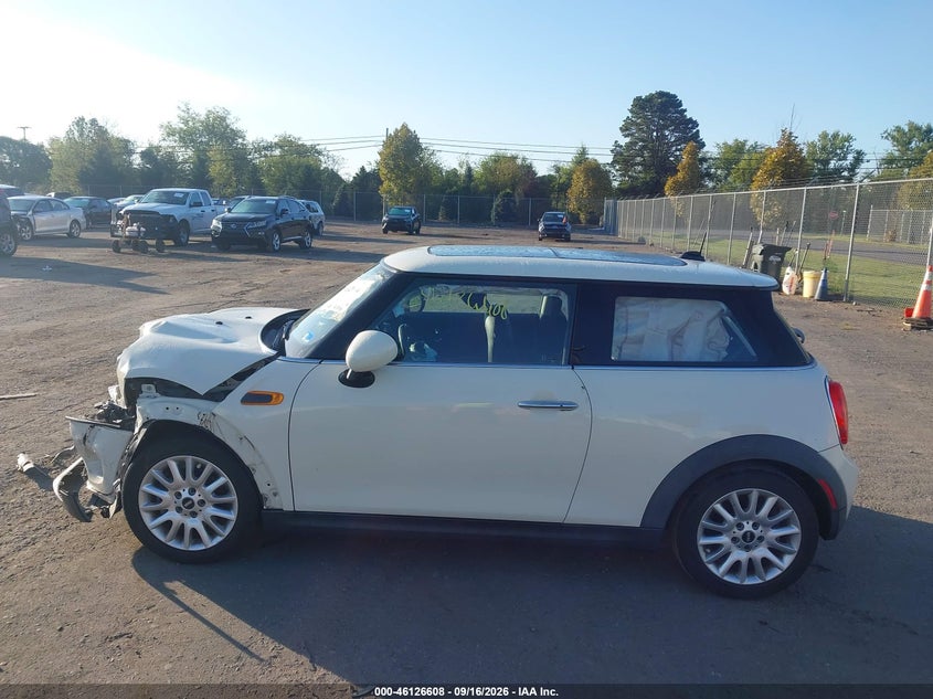 2015 MINI HARDTOP COOPER · Фото 14