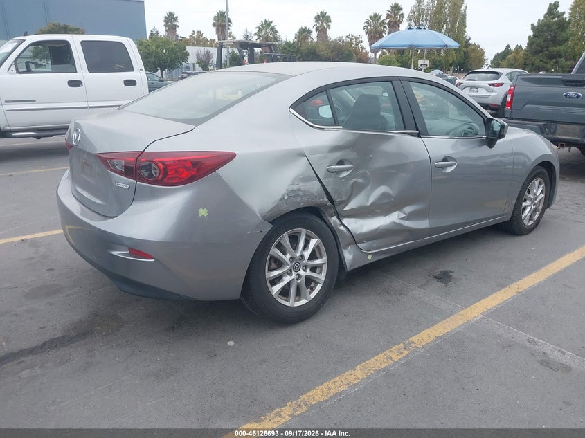 MAZDA MAZDA3 - zdjęcie 4
