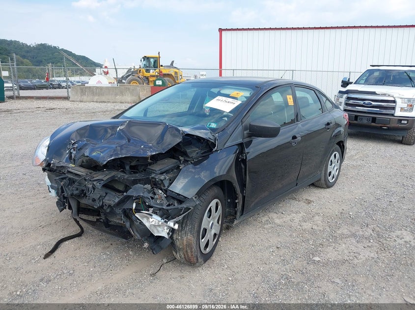 Vin: 1fahp3e23cl446548, lot: 46626619, ford focus s 20122