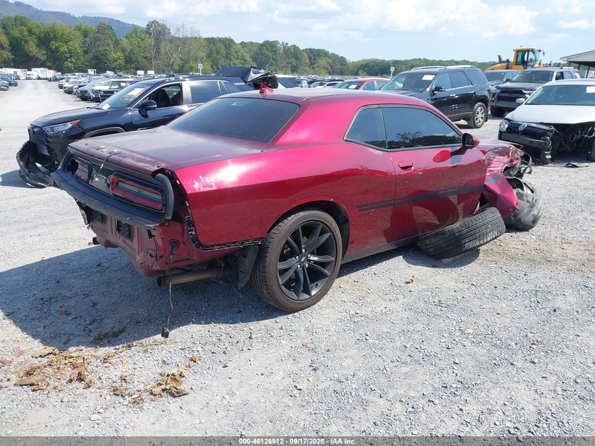 DODGE CHALLENGER - zdjęcie 4