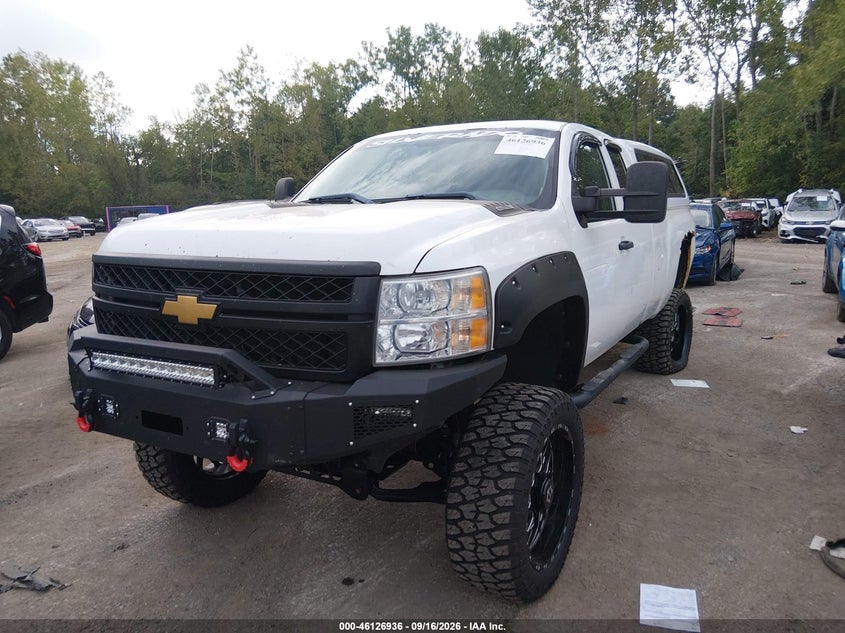 2012 Chevrolet Silverado, Left Rear, IAAI, VIN 1GC2KVCG0CZ106408 — photo 2