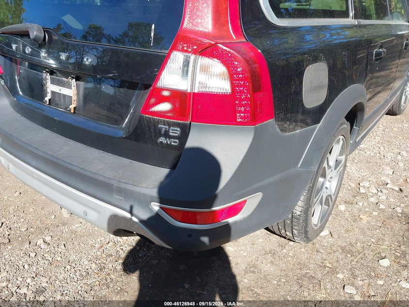 2012 VOLVO XC70 auction photo 6