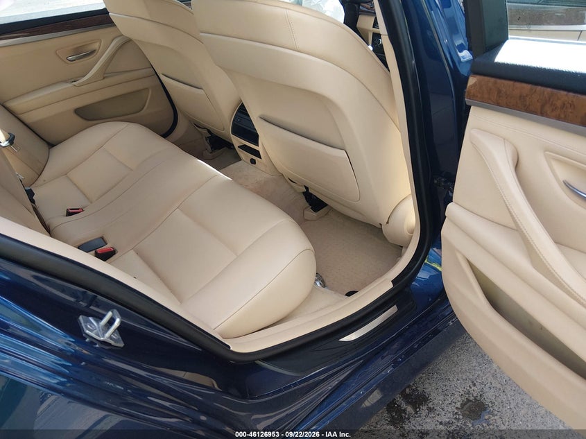 Photo 8 - BMW 535I