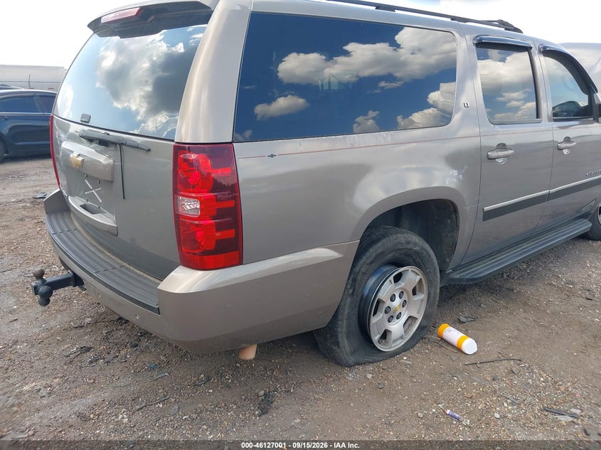 2007 CHEVROLET SUBURBAN 1500 auction photo 6
