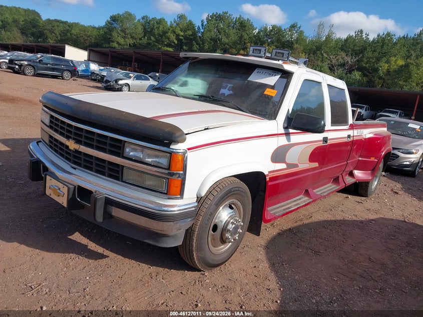Photo 2 - CHEVROLET GMT-400