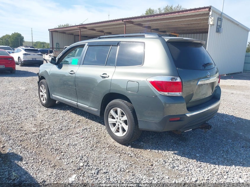Vin: 5tdbk3eh1ds196438, lot: 46626833, toyota highlander base plus v6 20133