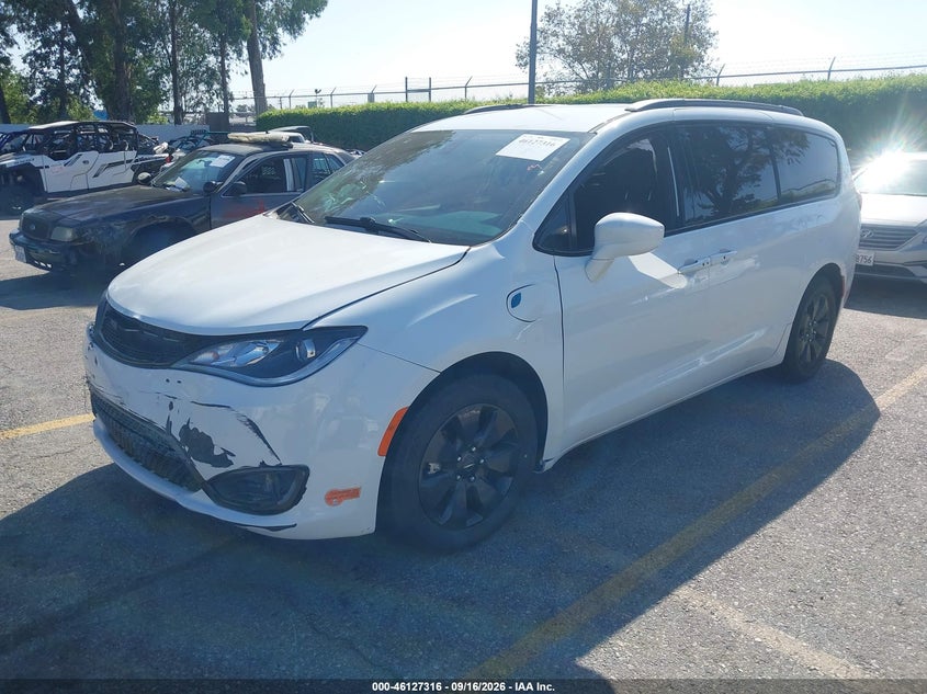 Vin: 2c4rc1l74lr196211, lot: 46627036, chrysler pacifica hybrid touring l 20202