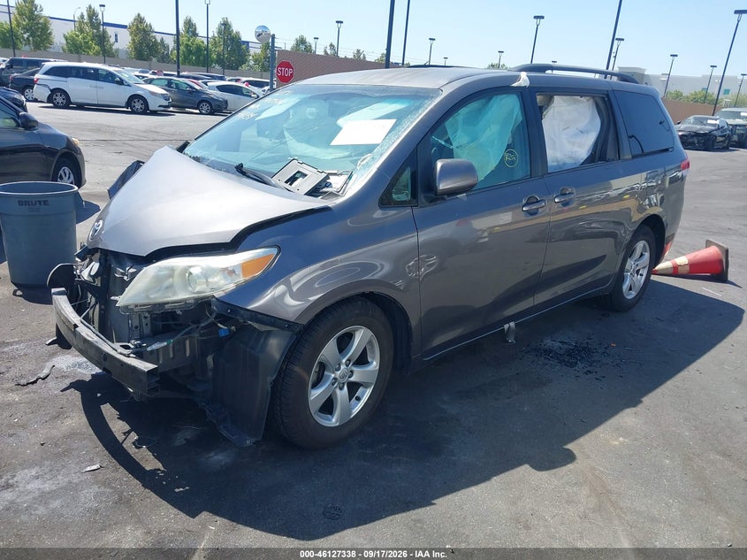 Vin: 5tdkk3dc0es444573, lot: 46627058, toyota sienna le v6 8 passenger 20142