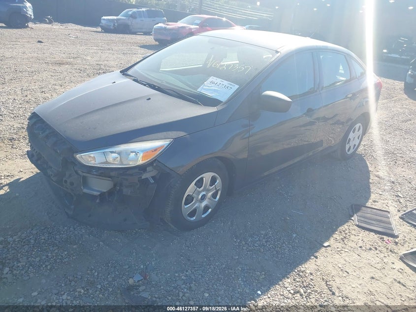 Vin: 1fadp3e20jl237702, lot: 46627077, ford focus s 20182