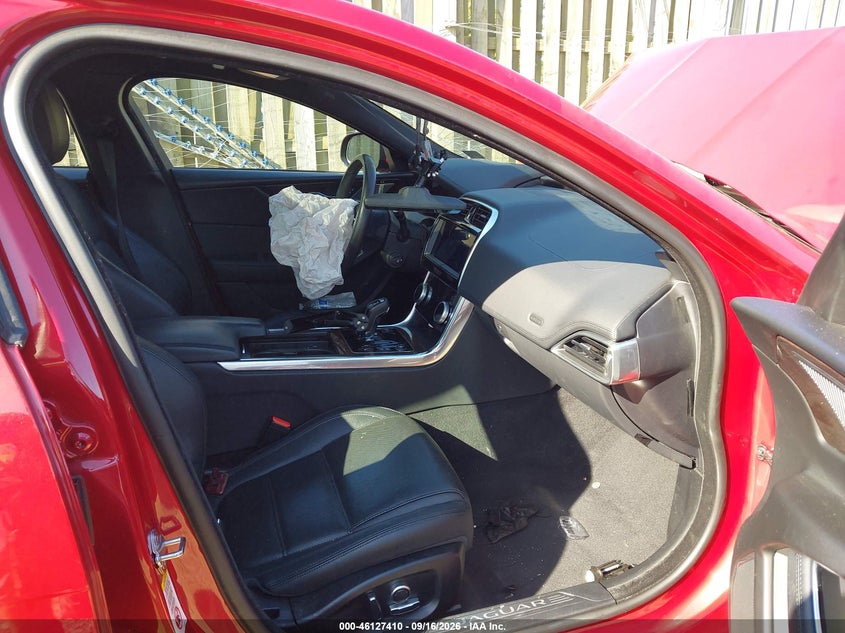 2020 JAGUAR XE S RWD AUTOMATIC · Фото 5