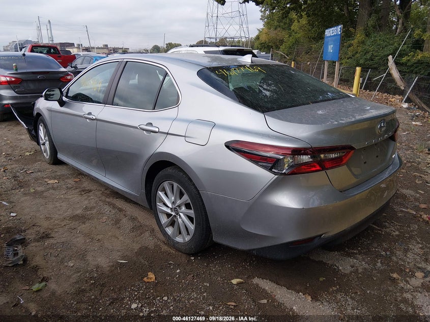 Vin: 4t1c11akxmu485659, lot: 46627190, toyota camry le 20213