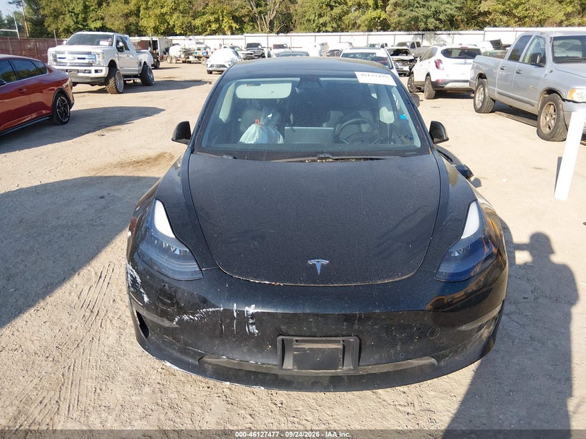 TESLA MODEL 3 - zdjęcie 13